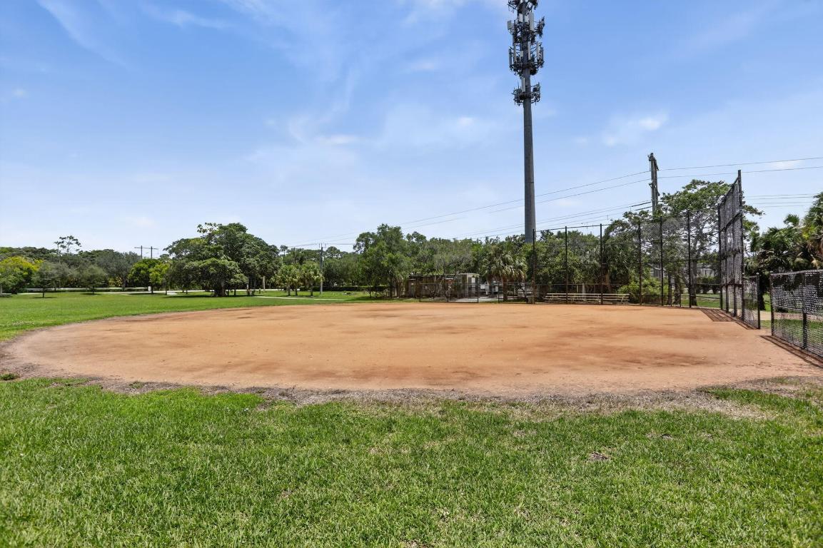 PINE RIDGE - Residential