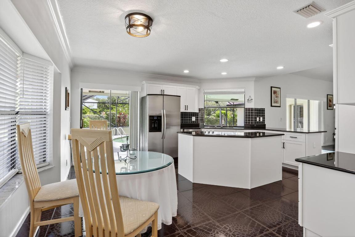 PINE RIDGE - Residential