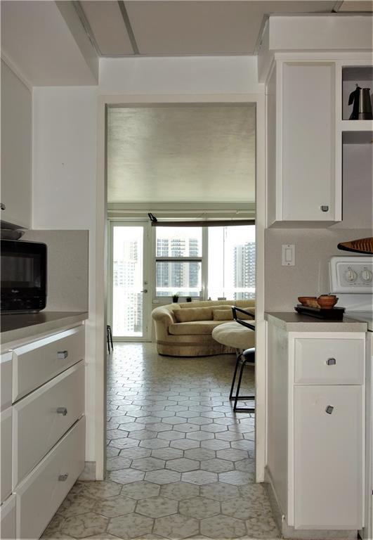 Coridge Towers East - Residential