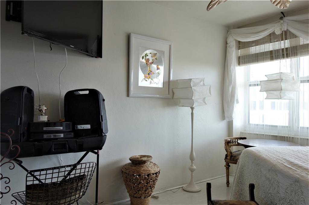 Coridge Towers East - Residential