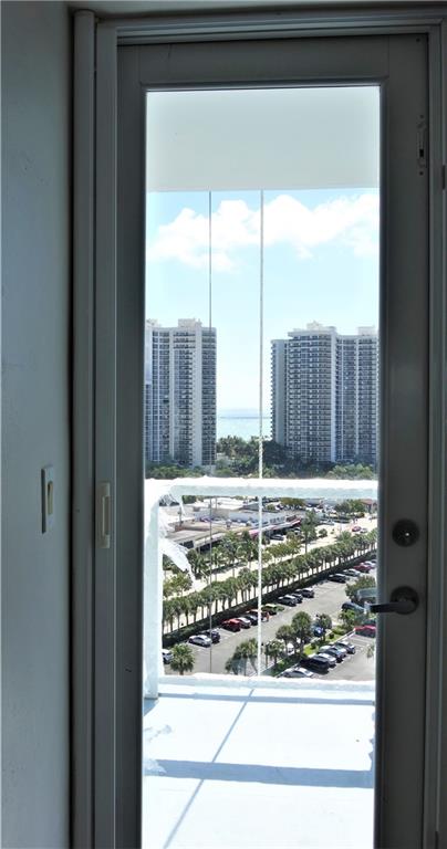 Coridge Towers East - Residential
