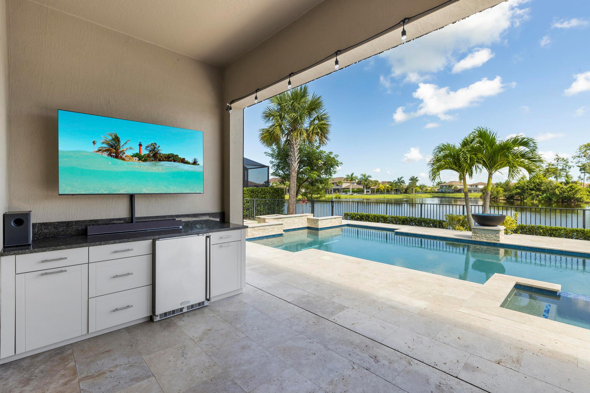 SONOMA ISLES - Residential