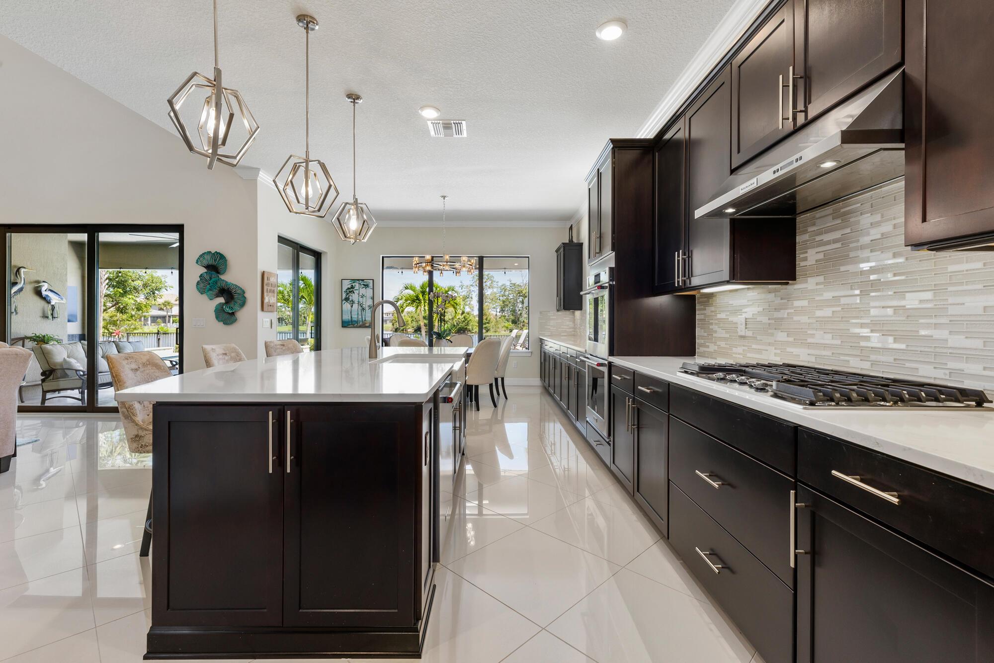 SONOMA ISLES - Residential