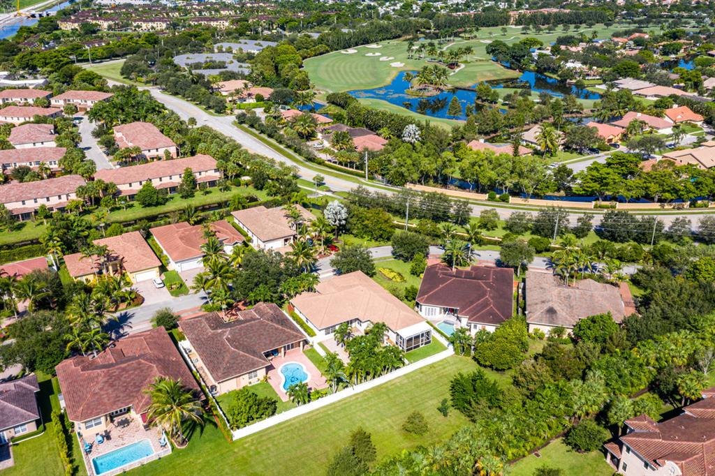 LAGO PLANTATION - Residential