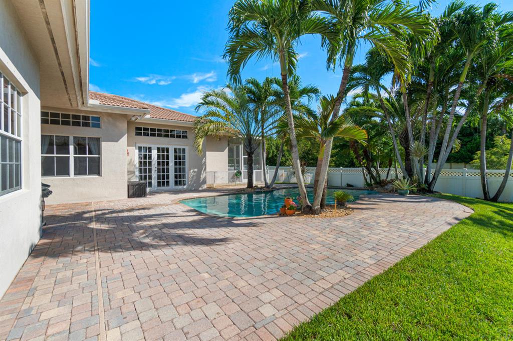 LAGO PLANTATION - Residential