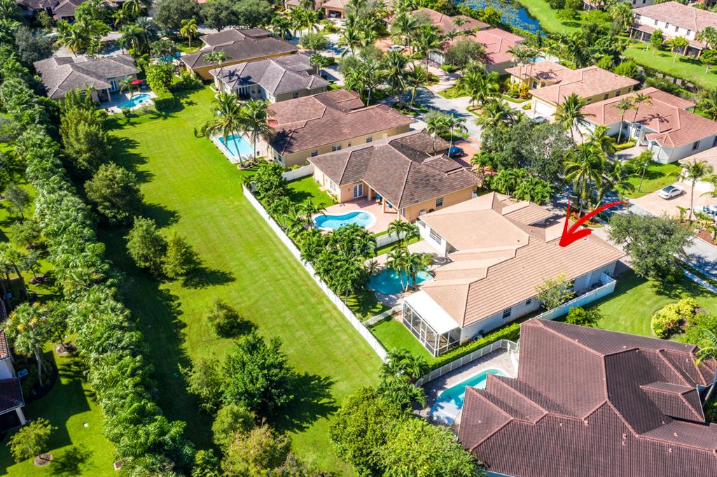 LAGO PLANTATION - Residential