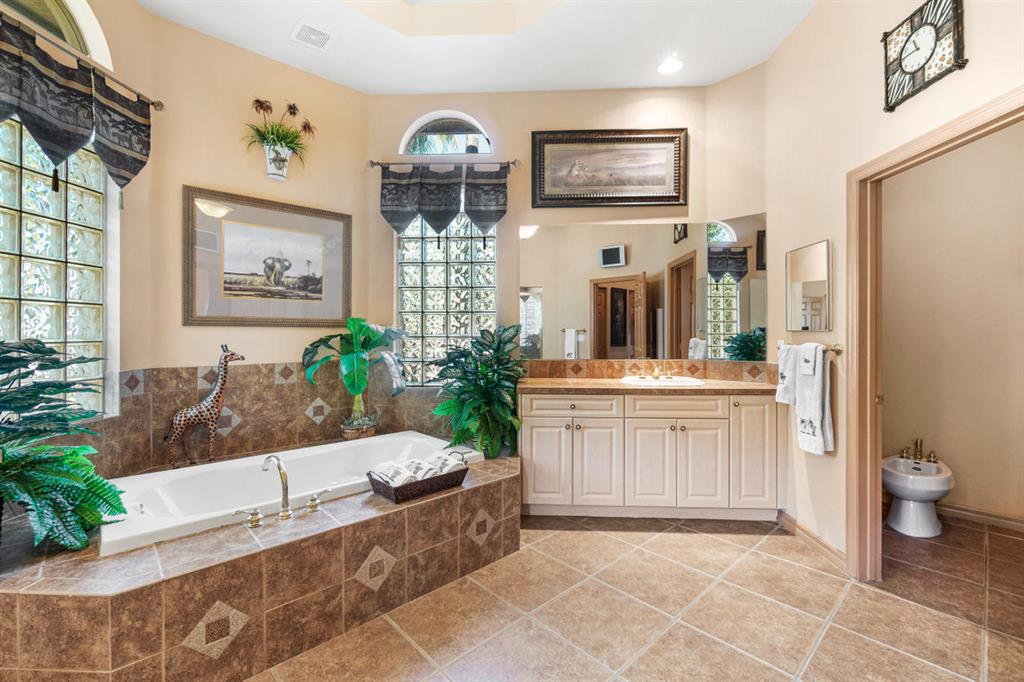 LAGO PLANTATION - Residential