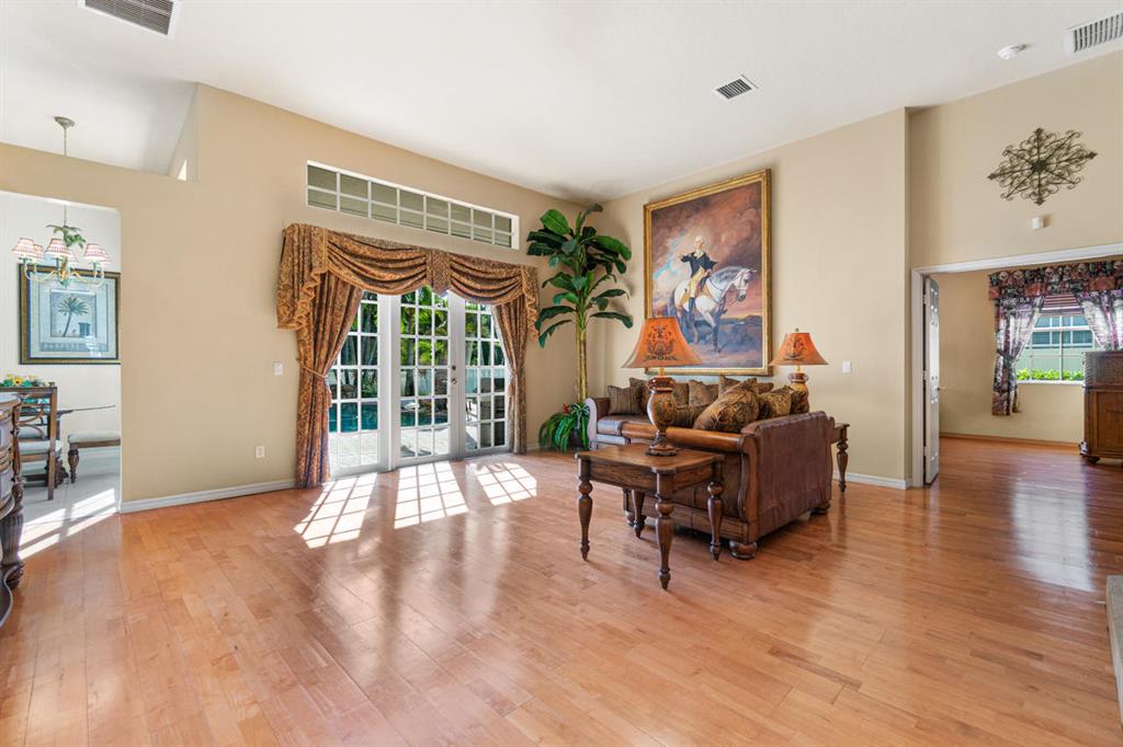 LAGO PLANTATION - Residential