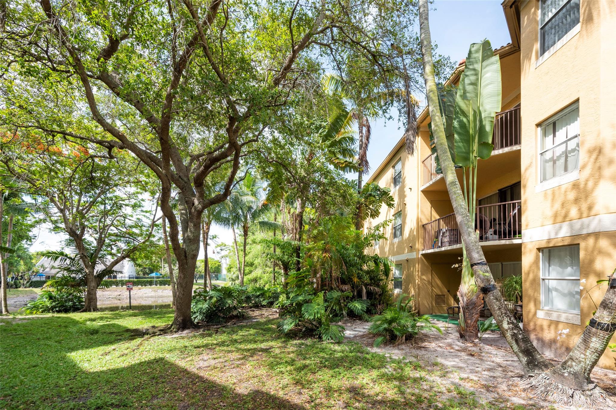 PARAGON PLANTATION CONDO - Residential