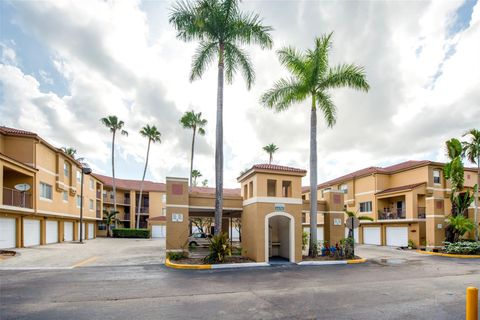 761 N Pine Island Rd 106 Plantation FL 33324