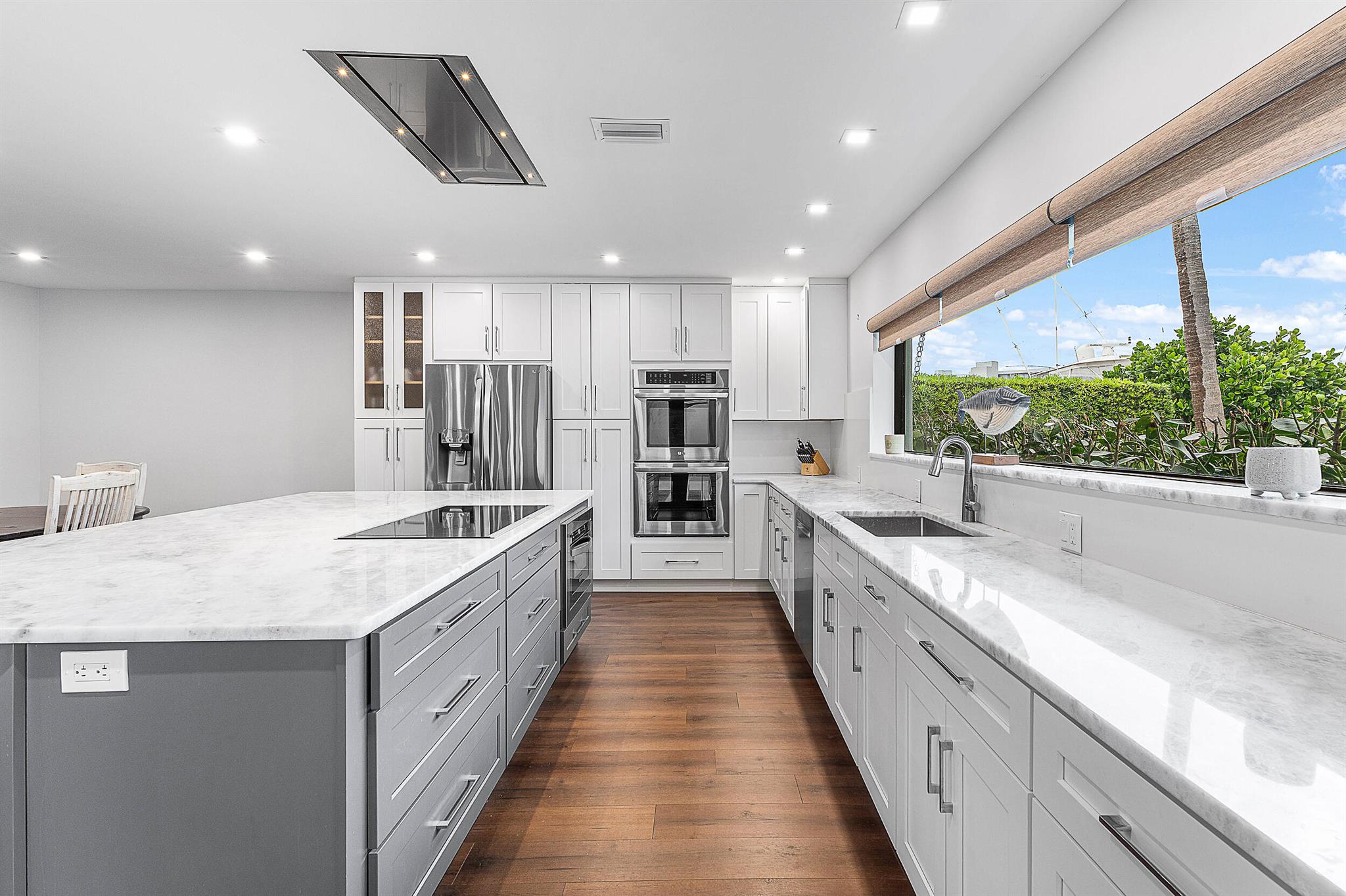 1250 NE 27th Terrace