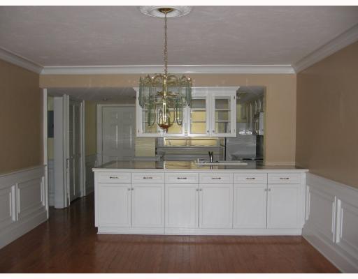 PALM BEACH TRACE - Residential