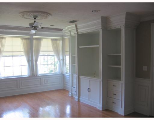 PALM BEACH TRACE - Residential