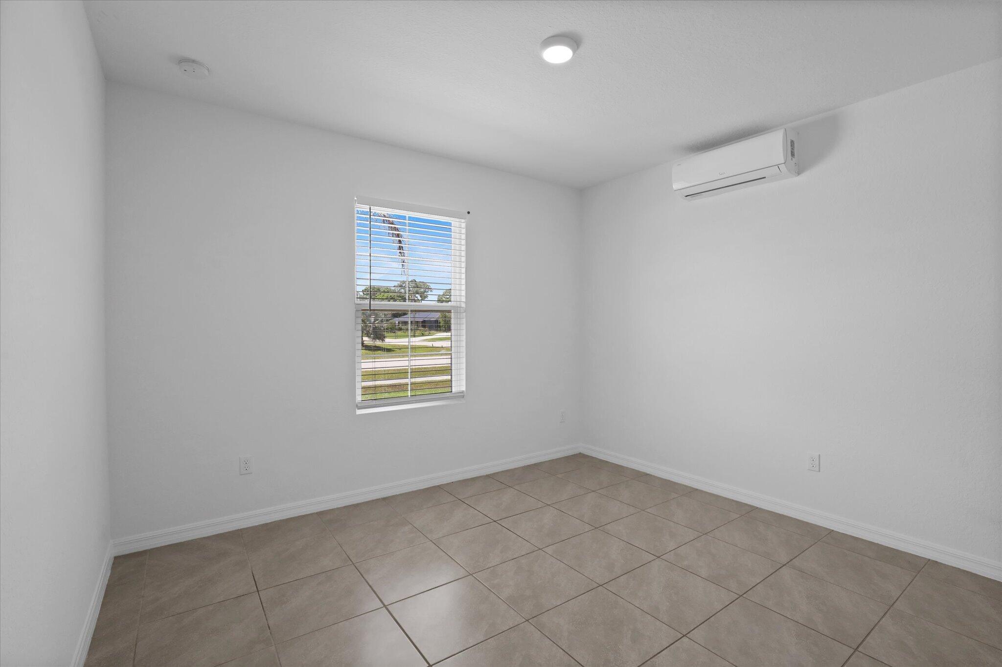 PORT ST LUCIE SECTION 20 - Residential