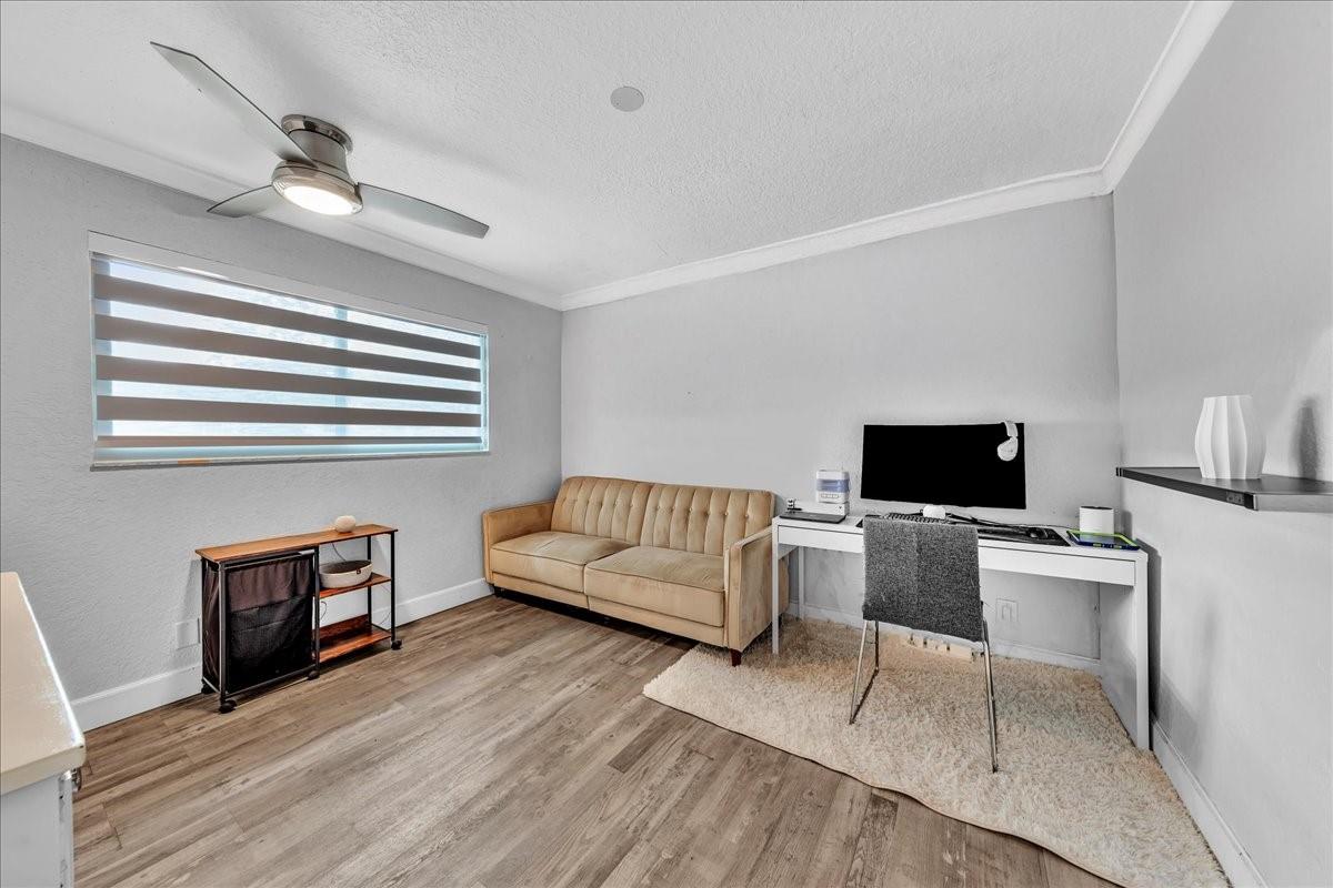 Hiatus Ranchettes 92-36 B - Residential Lease