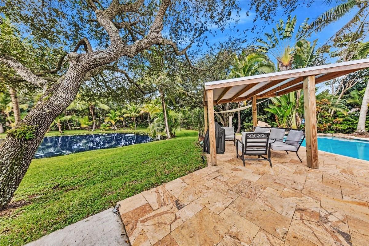 Hiatus Ranchettes 92-36 B - Residential Lease