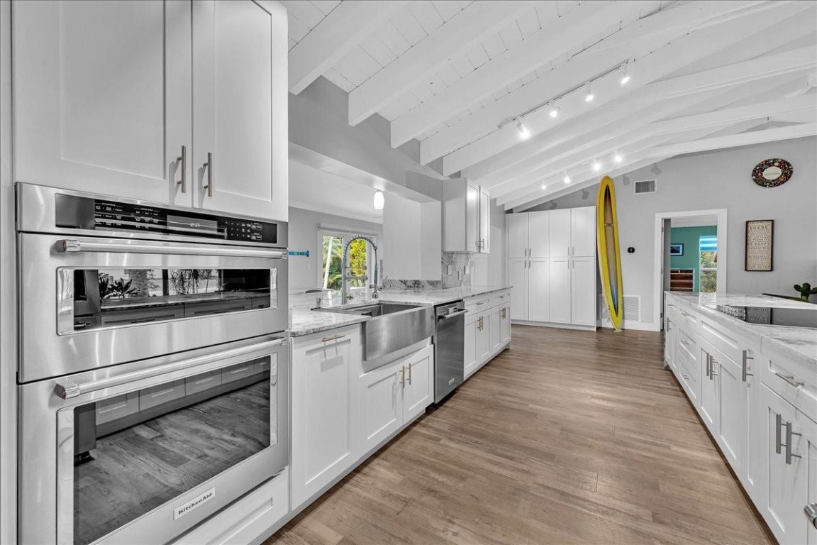 Hiatus Ranchettes 92-36 B - Residential Lease