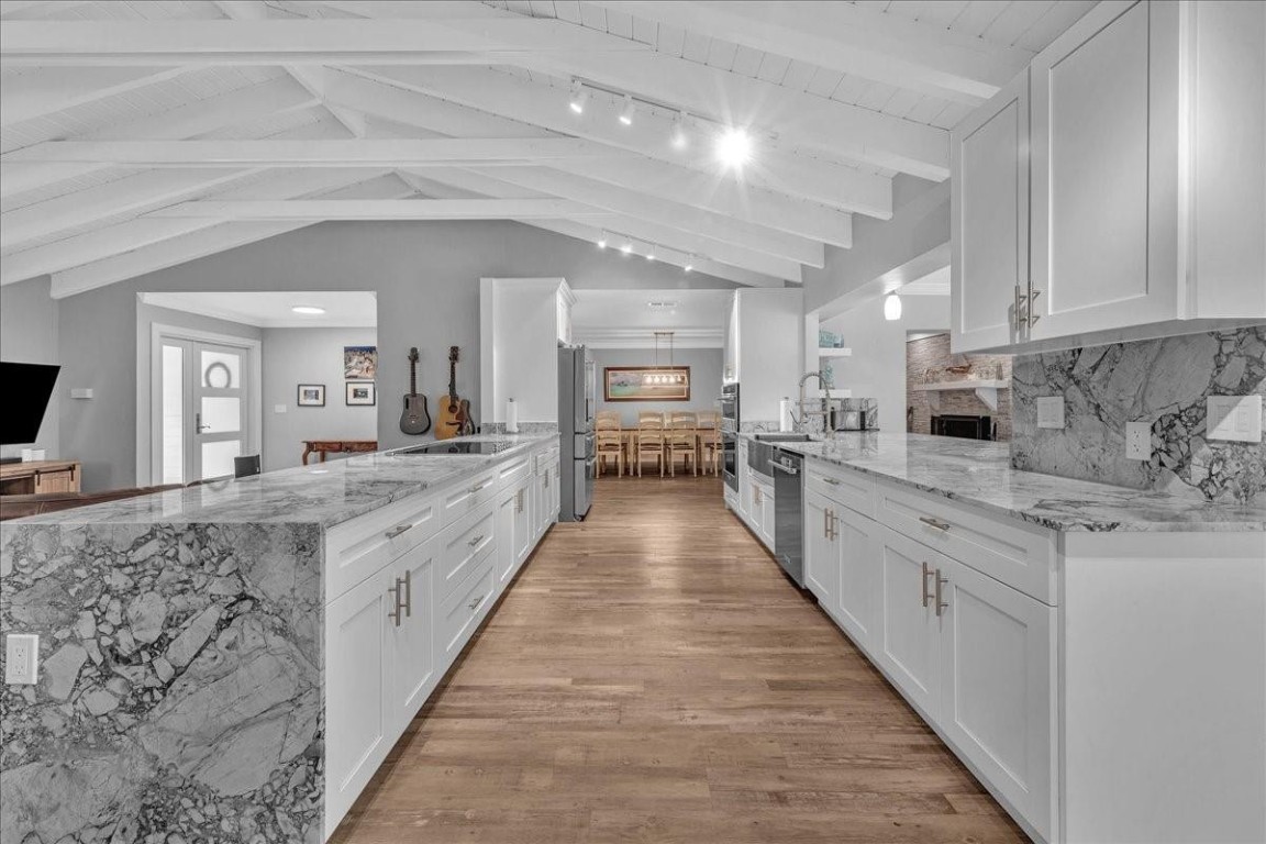 Hiatus Ranchettes 92-36 B - Residential Lease