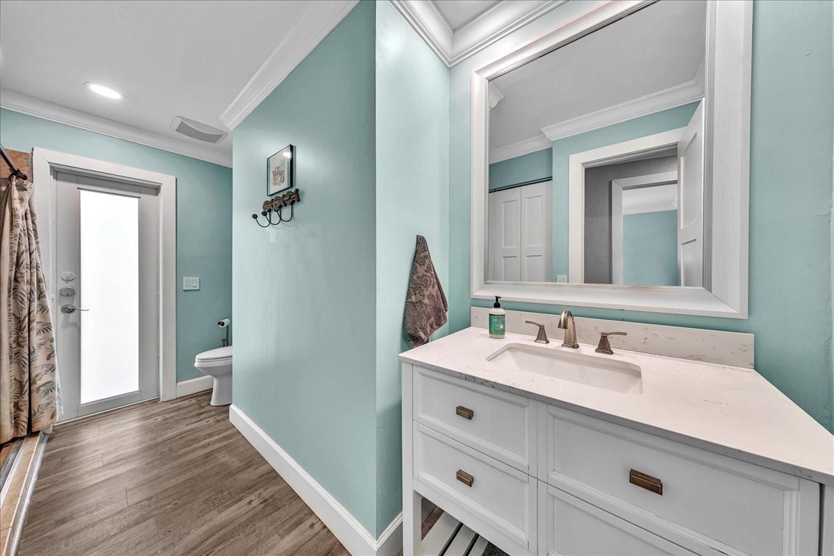 Hiatus Ranchettes 92-36 B - Residential Lease