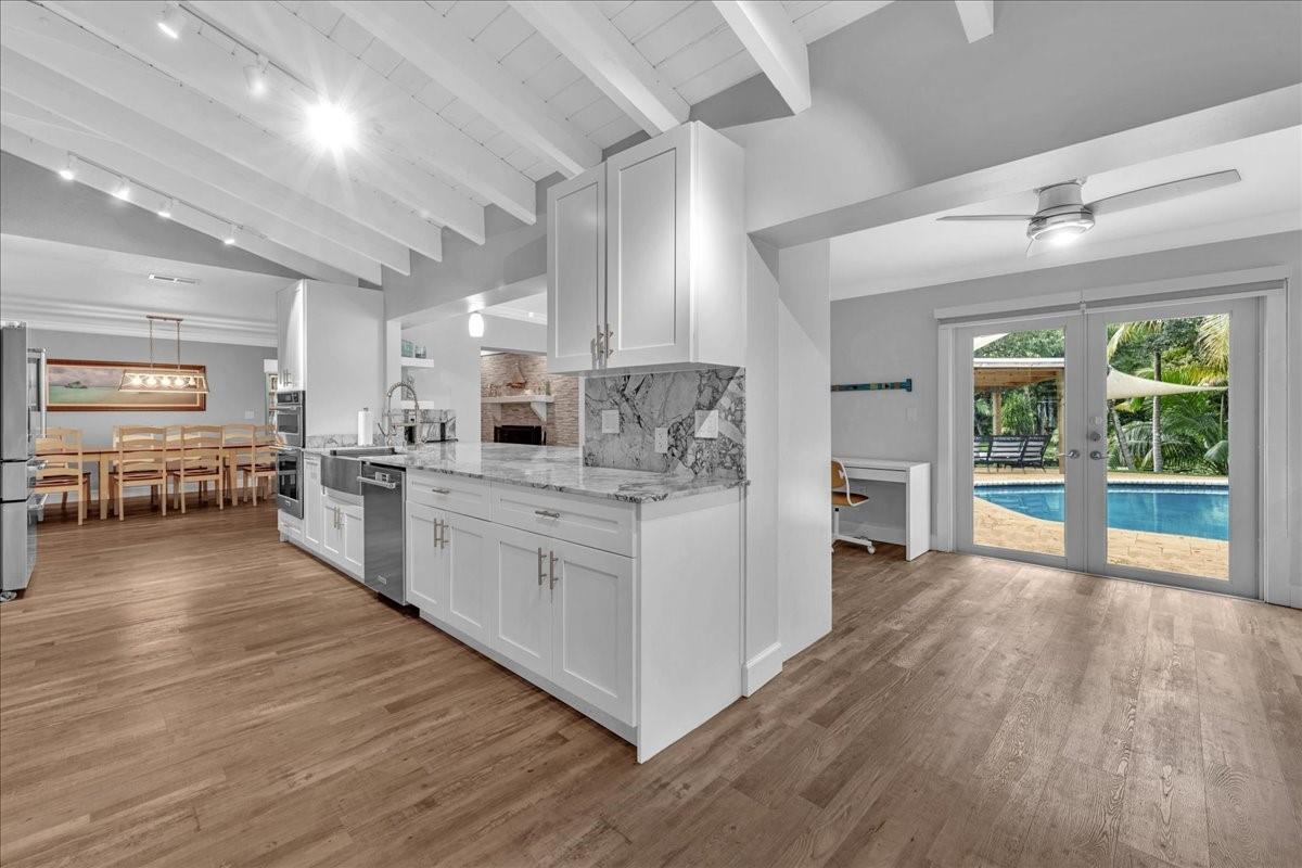 Hiatus Ranchettes 92-36 B - Residential Lease