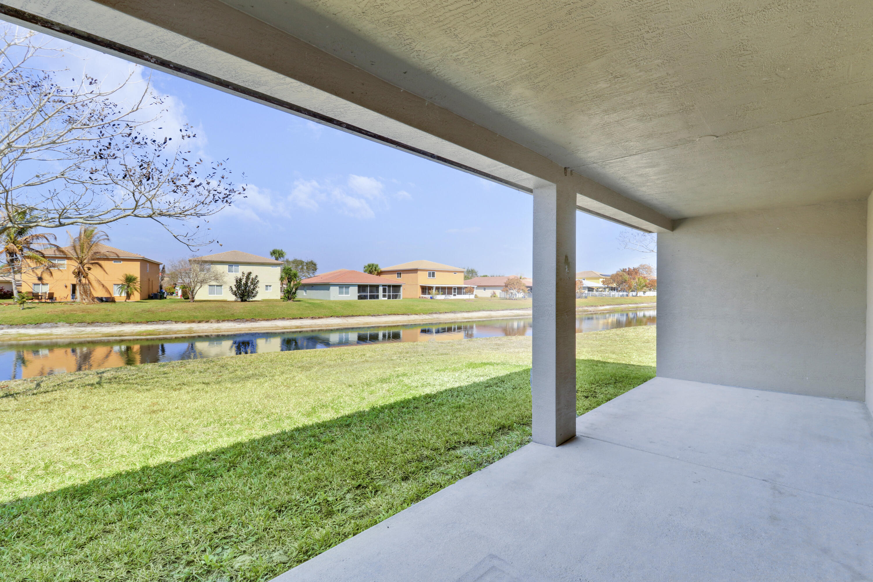 2007 SW Jamesport Dr Drive