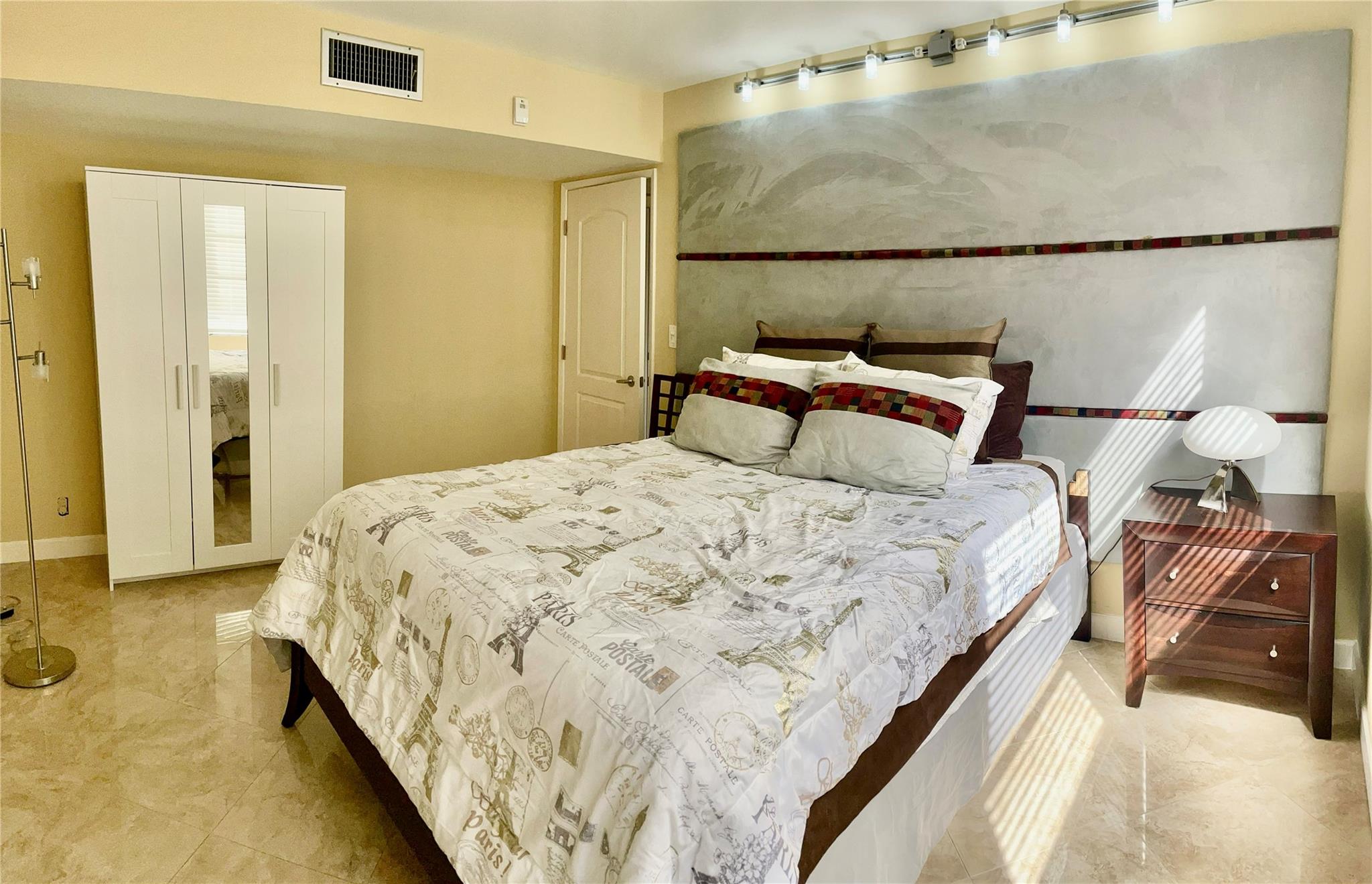 Palm Aire CC - Residential