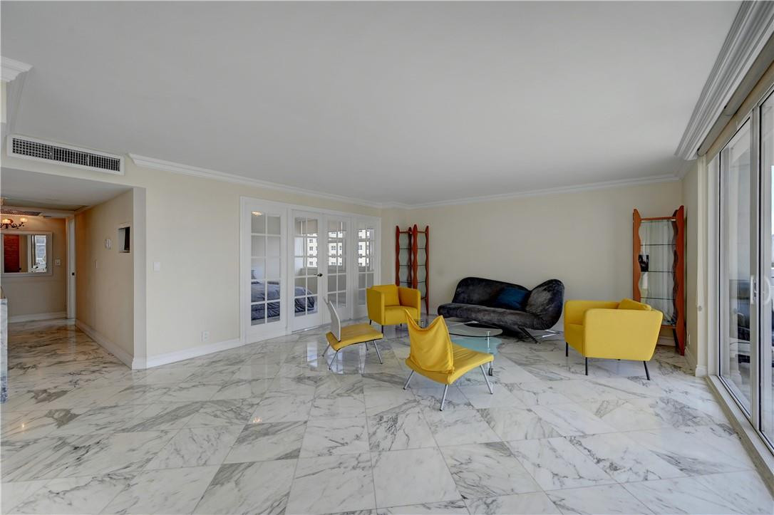 2030 S Ocean Drive 807