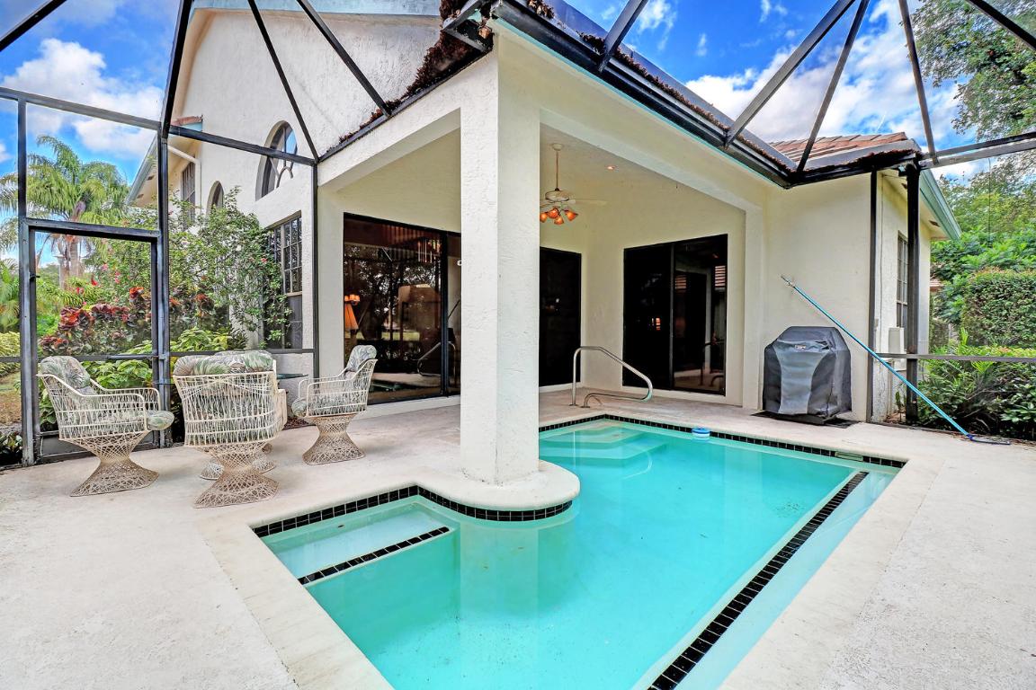 SHERWOOD FOREST - Residential