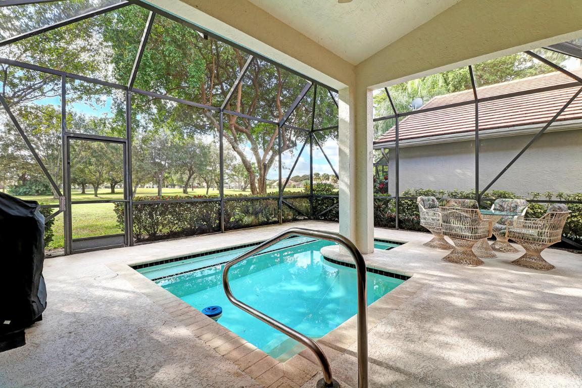 SHERWOOD FOREST - Residential