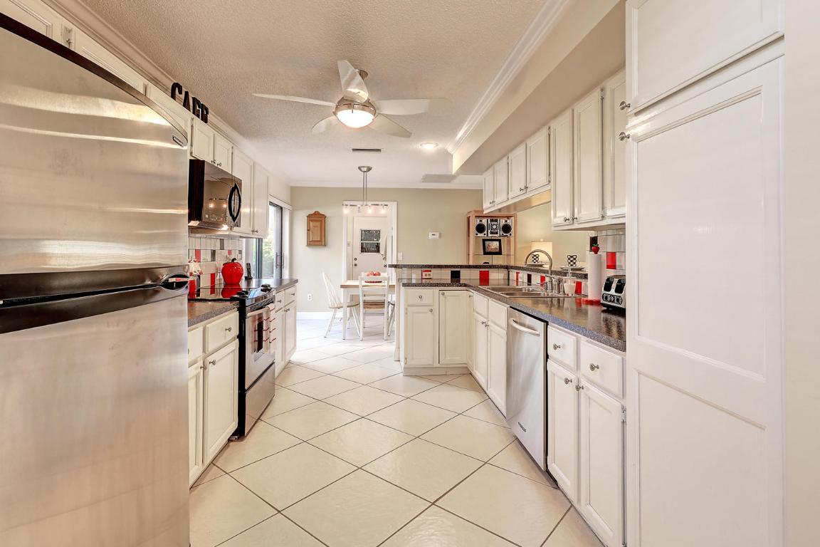 SHERWOOD FOREST - Residential