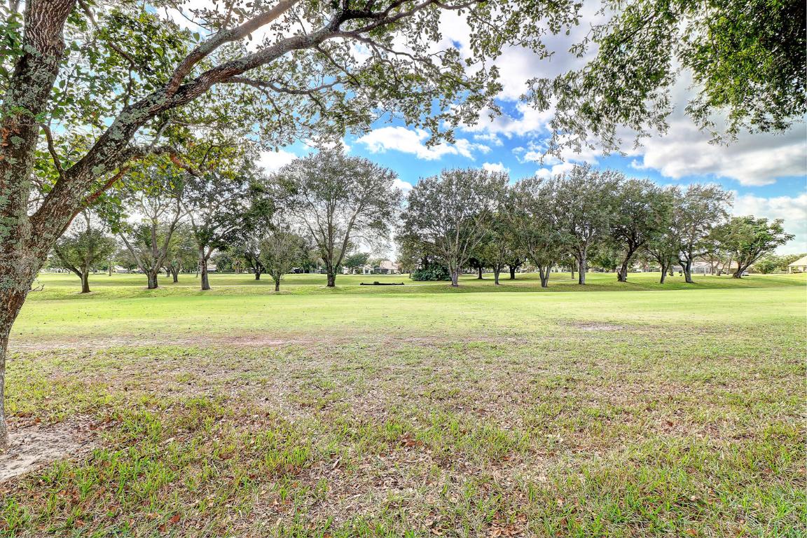 SHERWOOD FOREST - Residential