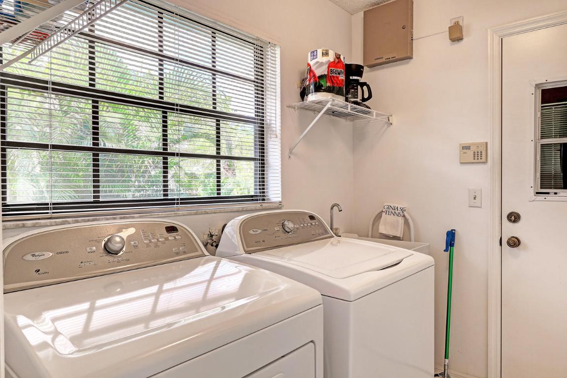 SHERWOOD FOREST - Residential