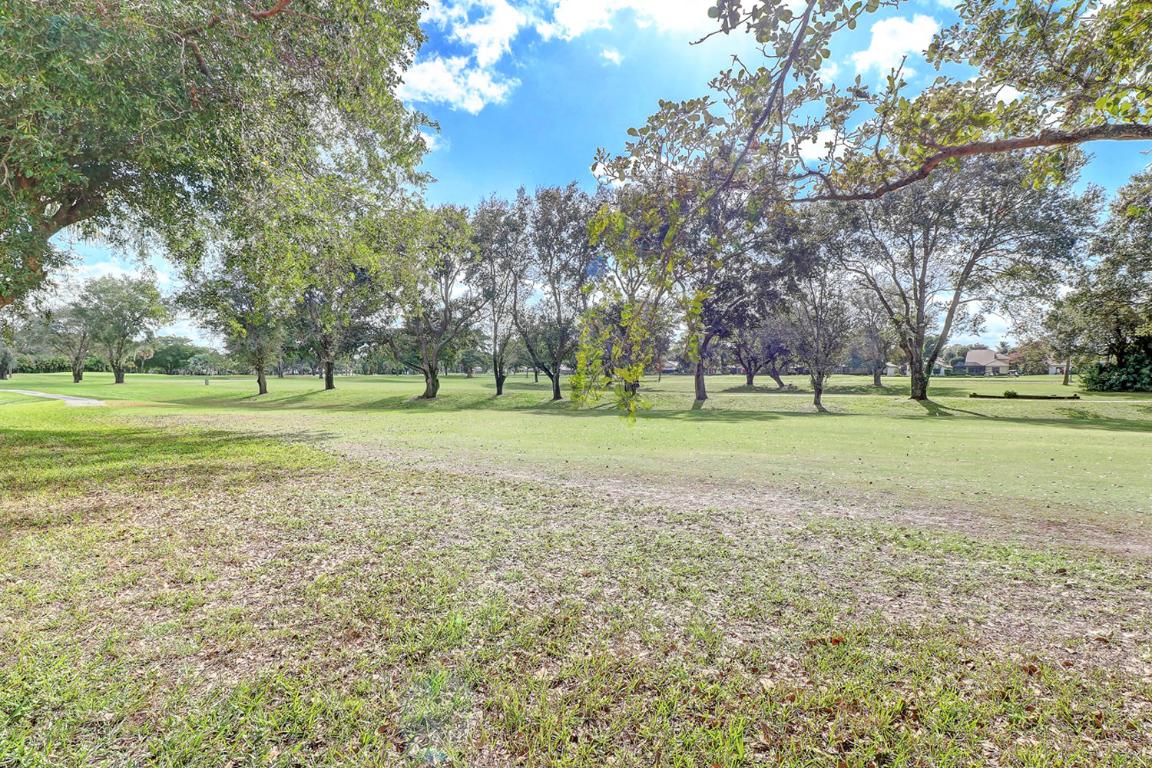 SHERWOOD FOREST - Residential