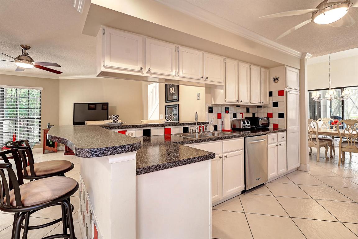 SHERWOOD FOREST - Residential