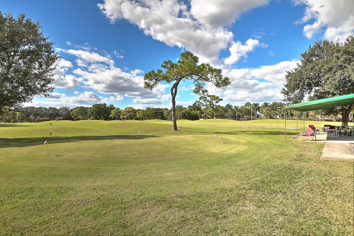 SHERWOOD FOREST - Residential