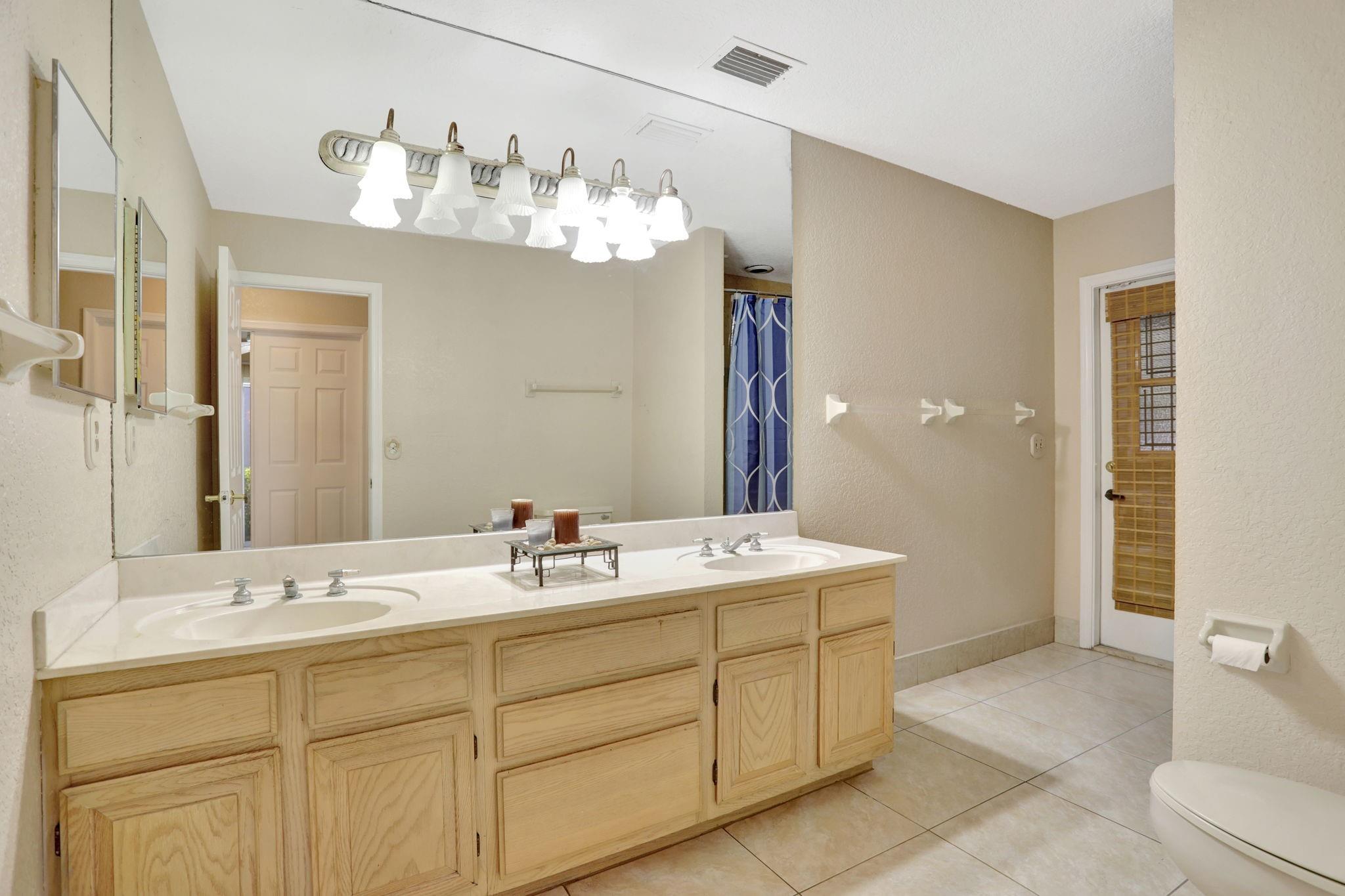 Eagle Point 127-12 B - Residential