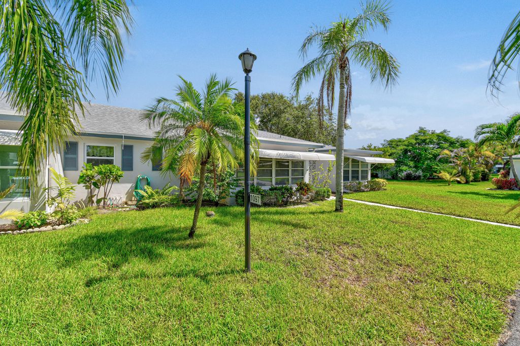 Photo of 1097 Circle Terrace W #C, Delray Beach, FL 33445 (MLS # R11121214)