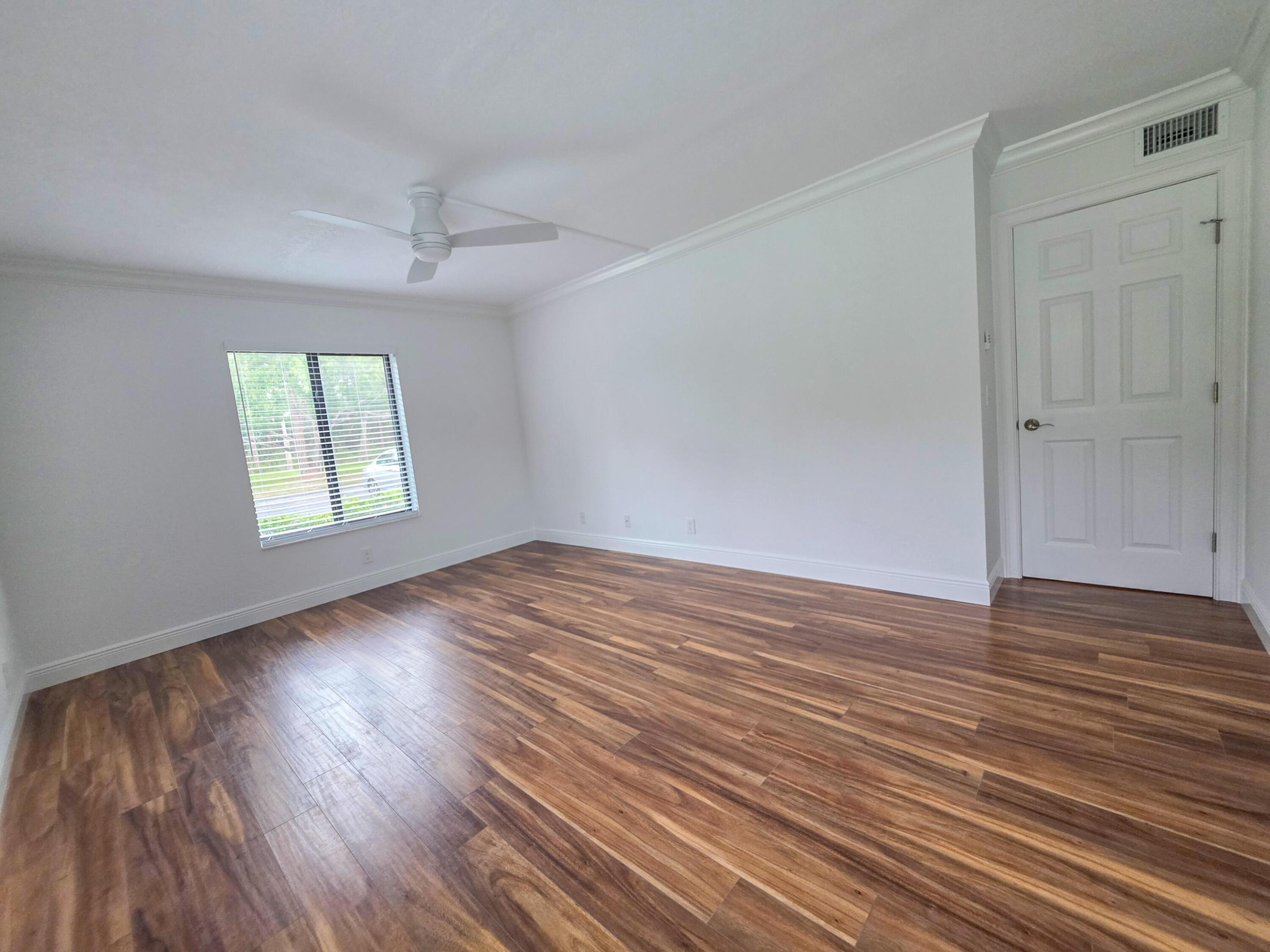 PALM CLUB WEST VILLAGE 1 CONDO - Residential