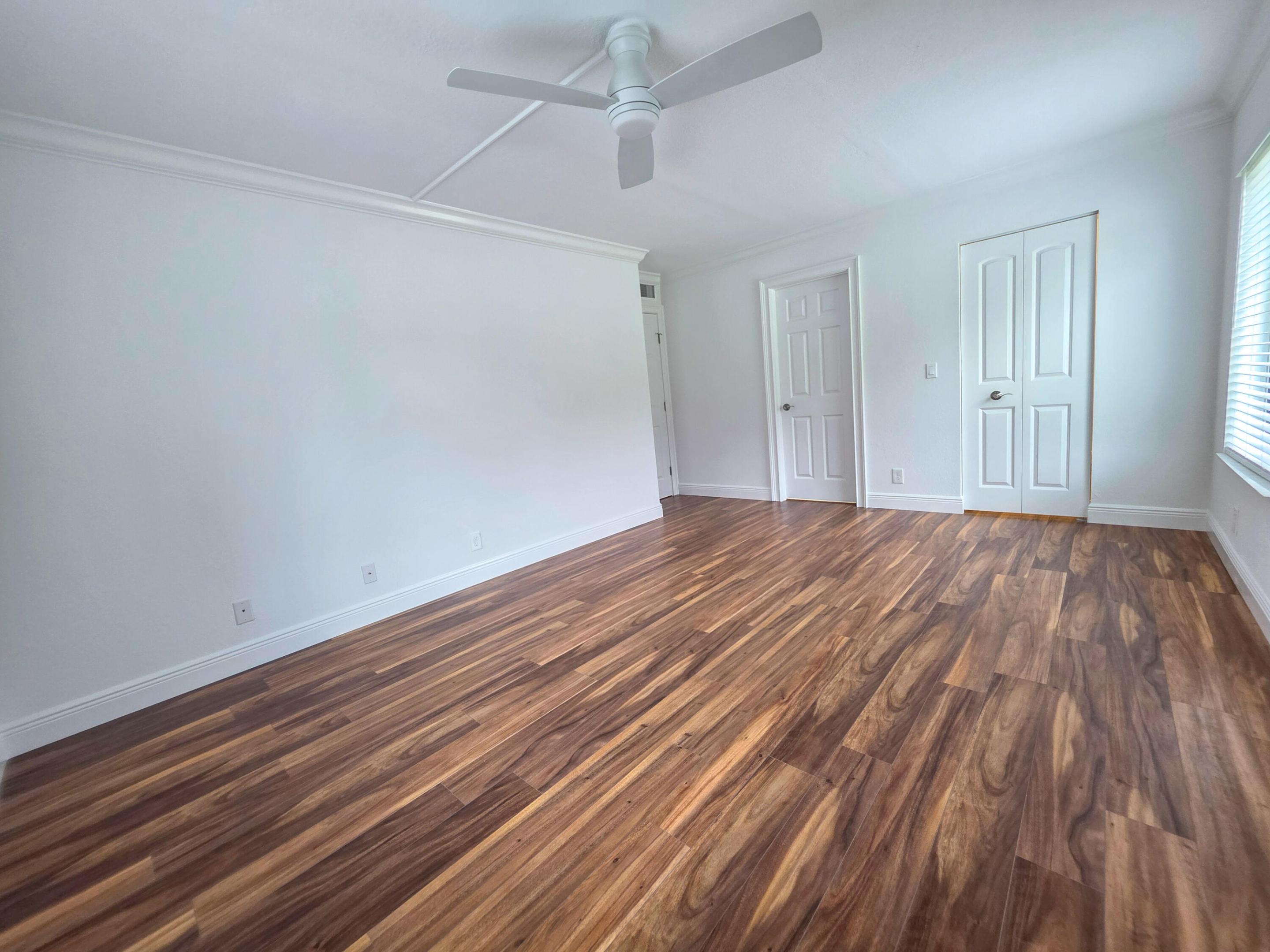 PALM CLUB WEST VILLAGE 1 CONDO - Residential