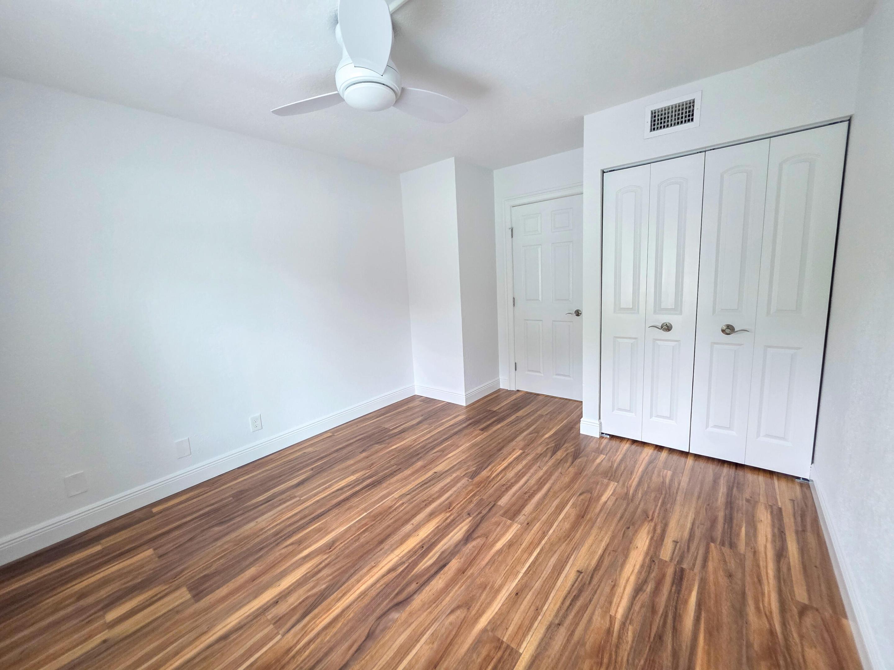 PALM CLUB WEST VILLAGE 1 CONDO - Residential