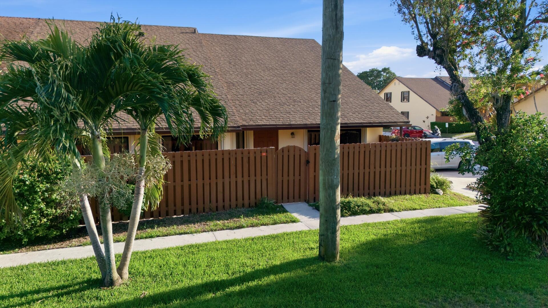 SPRINGDALE HOMES - Residential