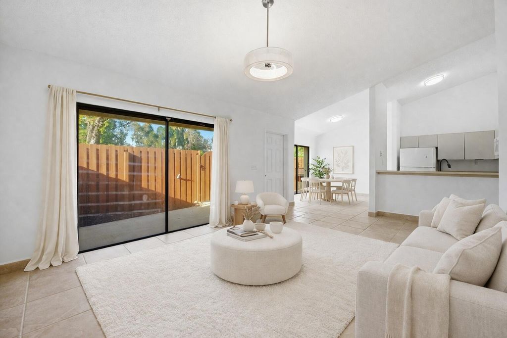 Photo of 131 Springdale Circle, Palm Springs, FL 33461 (MLS # B26007858)