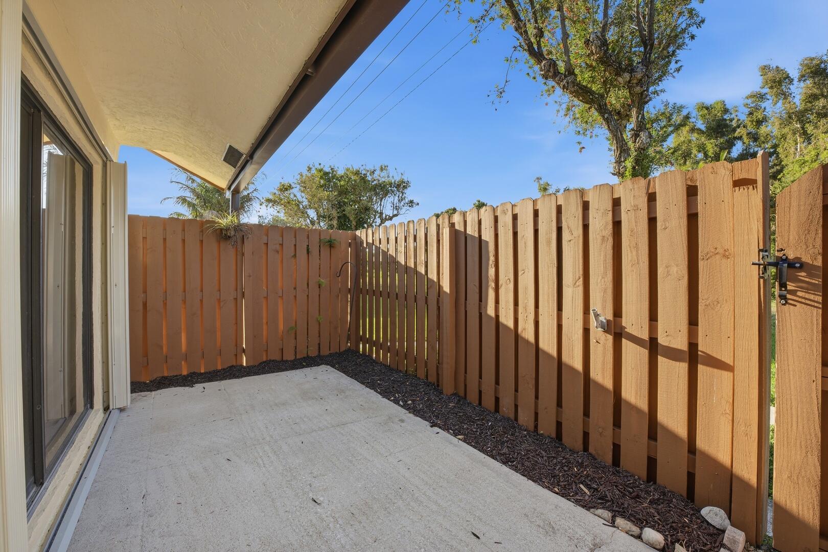 SPRINGDALE HOMES - Residential