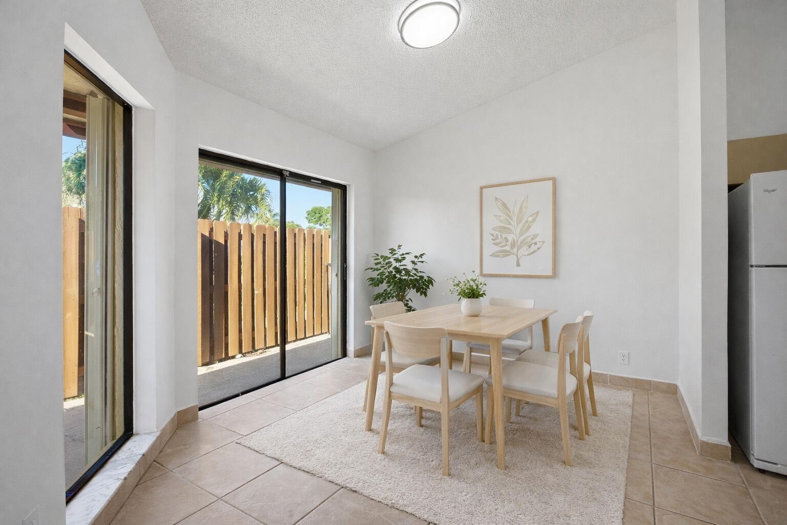 SPRINGDALE HOMES - Residential