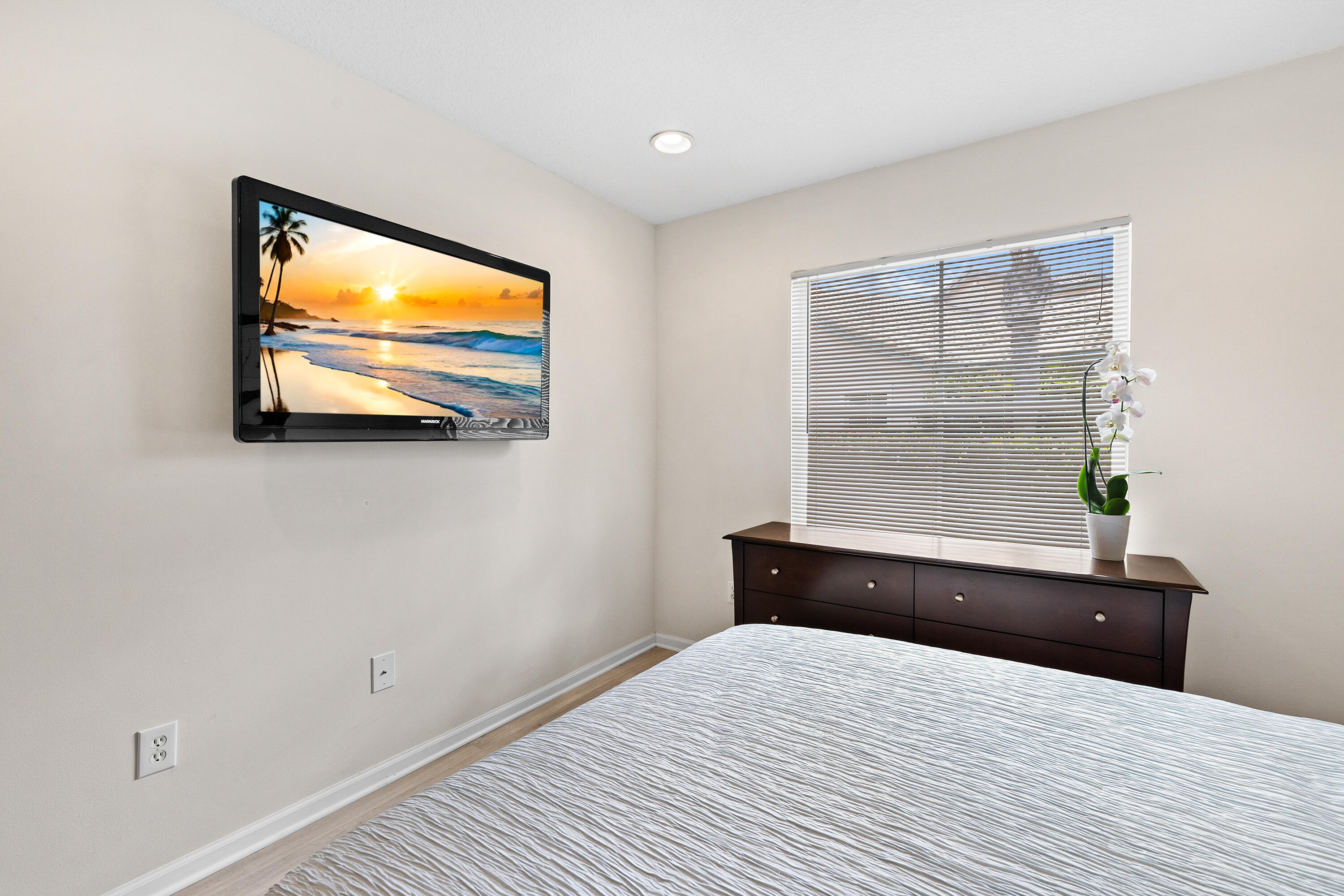 WELLINGTONS EDGE - Residential