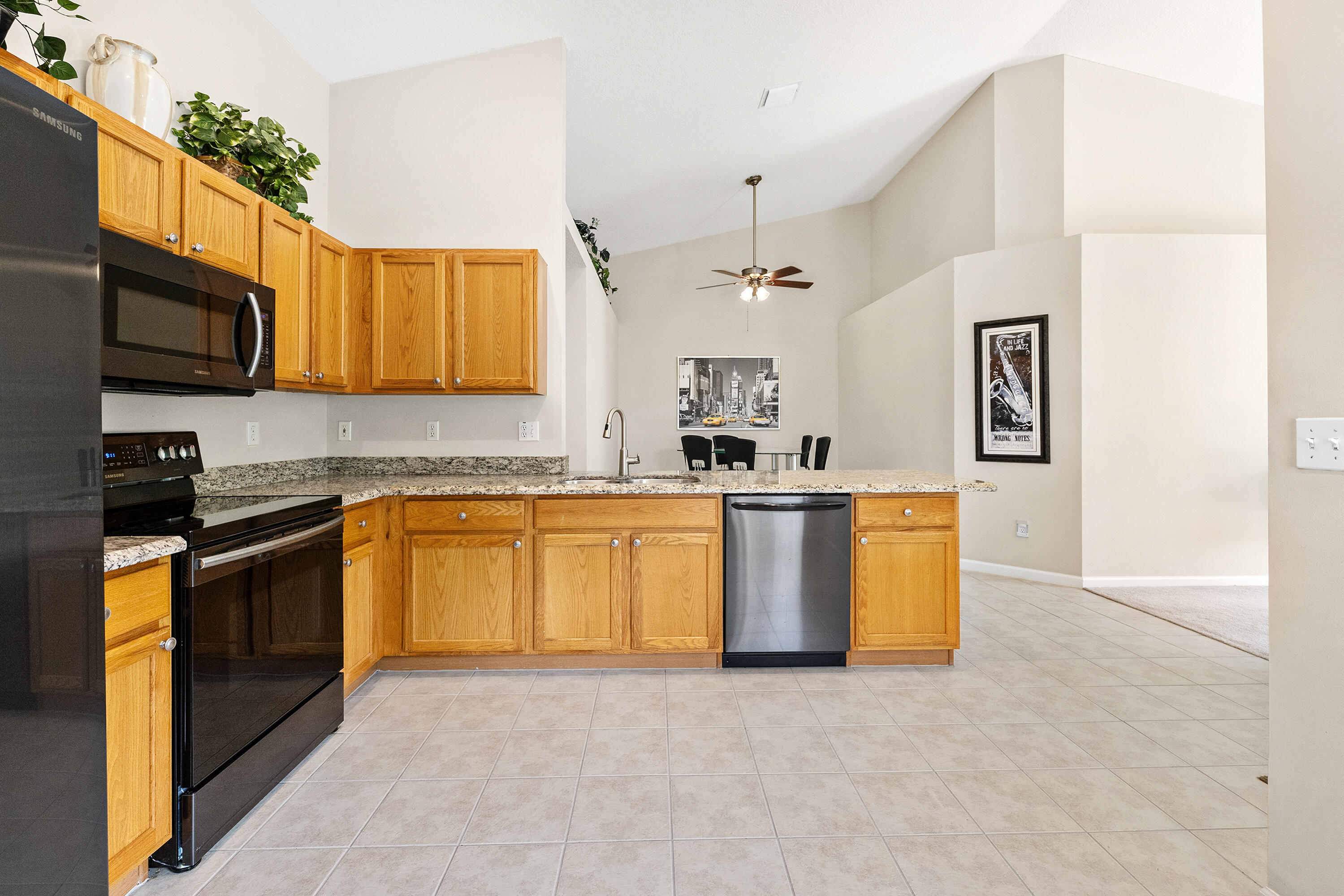 WELLINGTONS EDGE - Residential