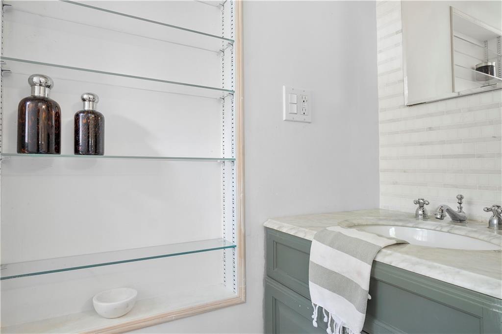 Yellowstone Park Amd - Residential