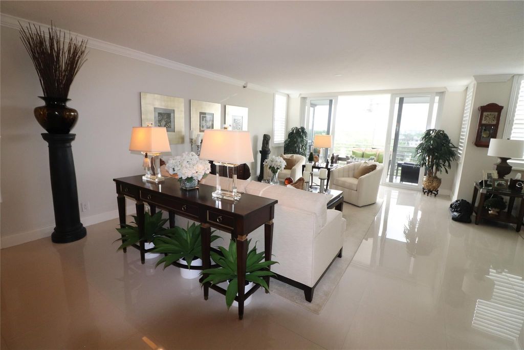 Photo of 3510 Oaks Way #703, Pompano Beach, FL 33069 (MLS # F10433935)