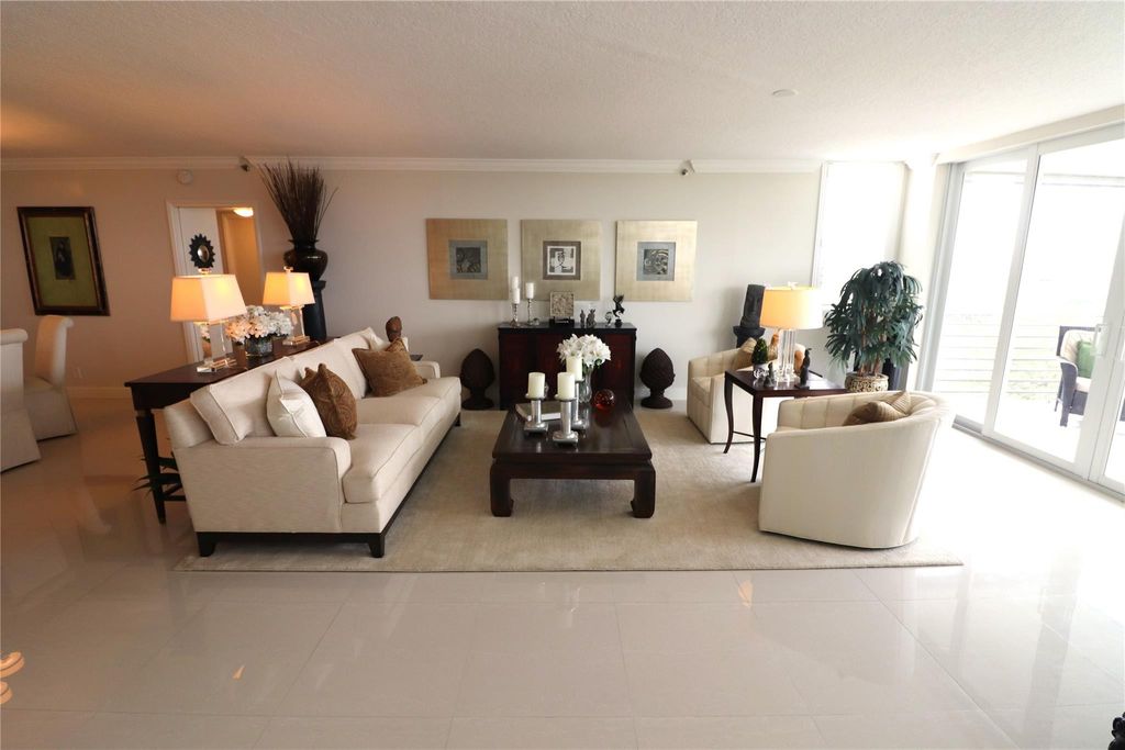 Photo of 3510 Oaks Way #703, Pompano Beach, FL 33069 (MLS # F10433935)