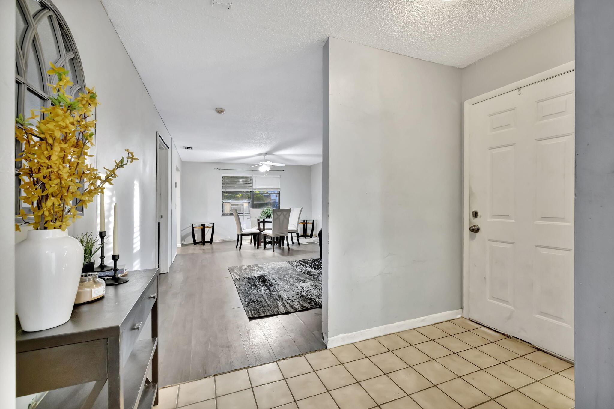 2080 Colonial Road 1